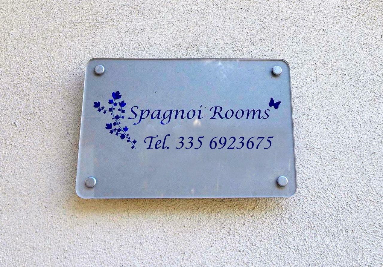 קסטלנואובו דל גארדה Spagnoi Rooms מראה חיצוני תמונה