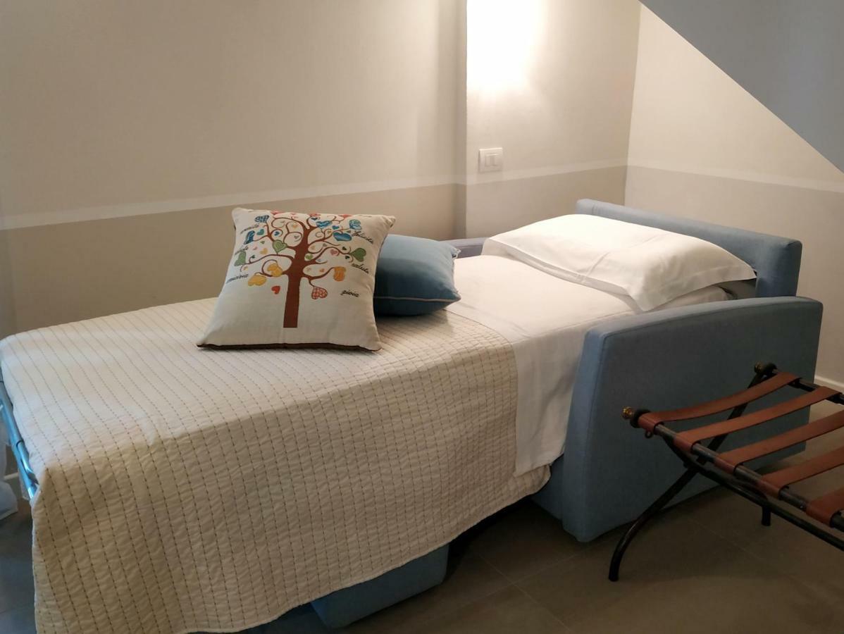 קסטלנואובו דל גארדה Spagnoi Rooms מראה חיצוני תמונה