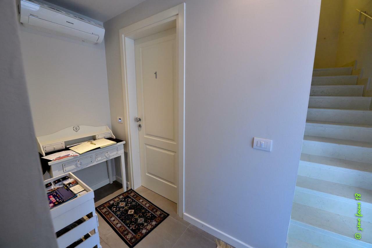 קסטלנואובו דל גארדה Spagnoi Rooms מראה חיצוני תמונה